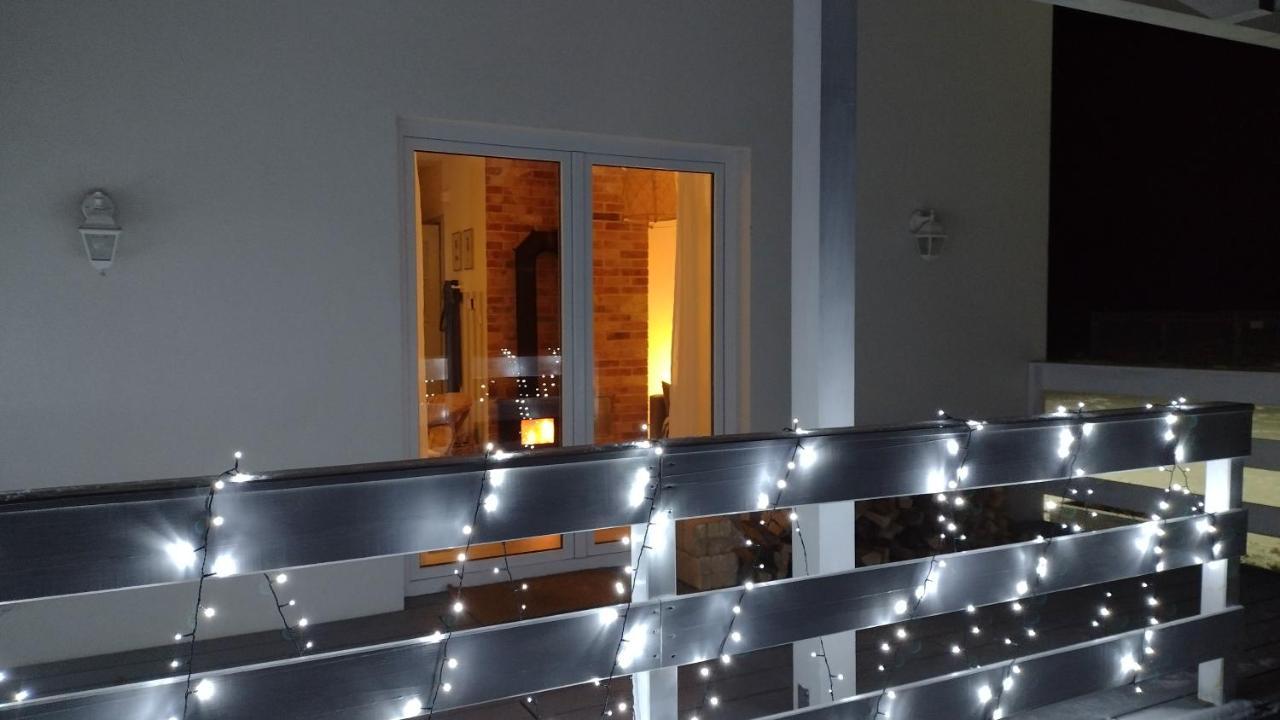 Marina Sasino - Komfortowe Domy Z Sauna I Kominkami Esterno foto